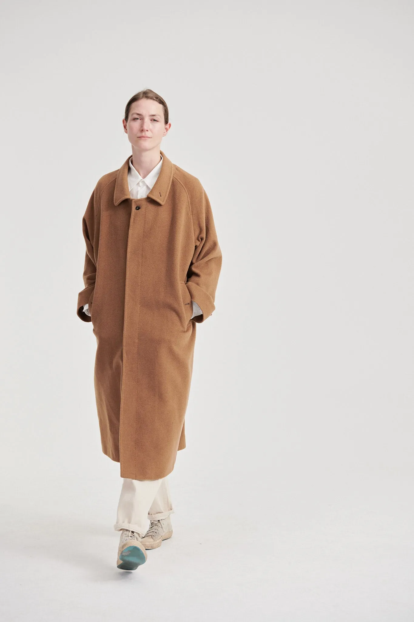 10 / Cashmere coat camel