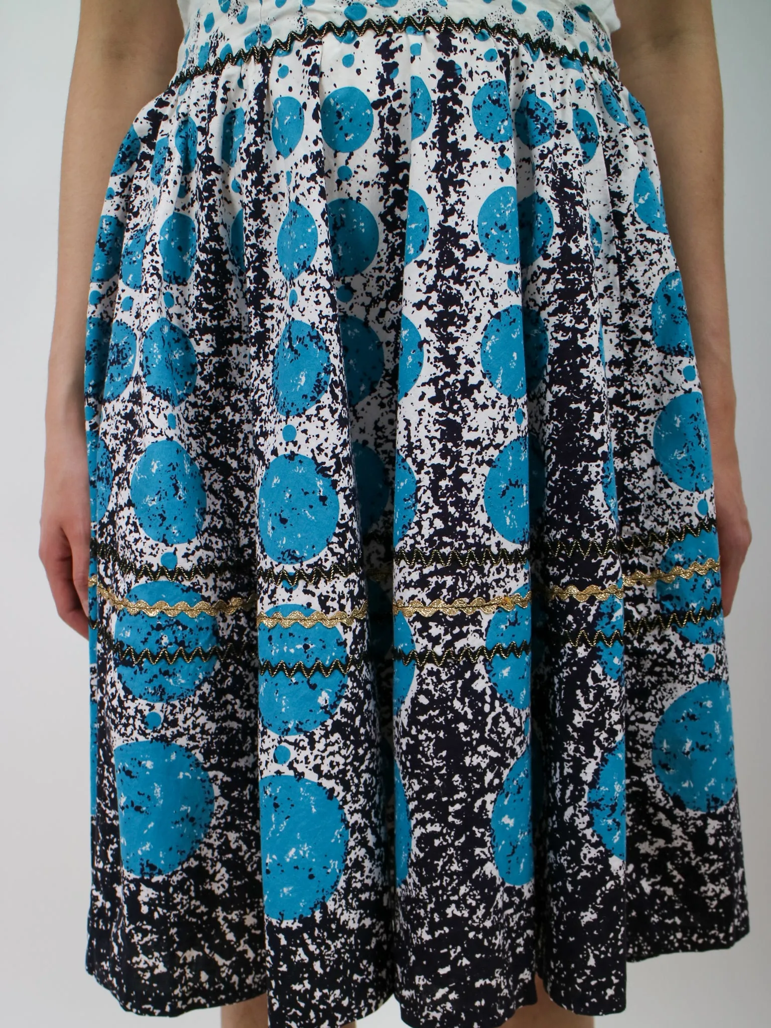 1950s Blue and Black Circle Print Circle Skirt