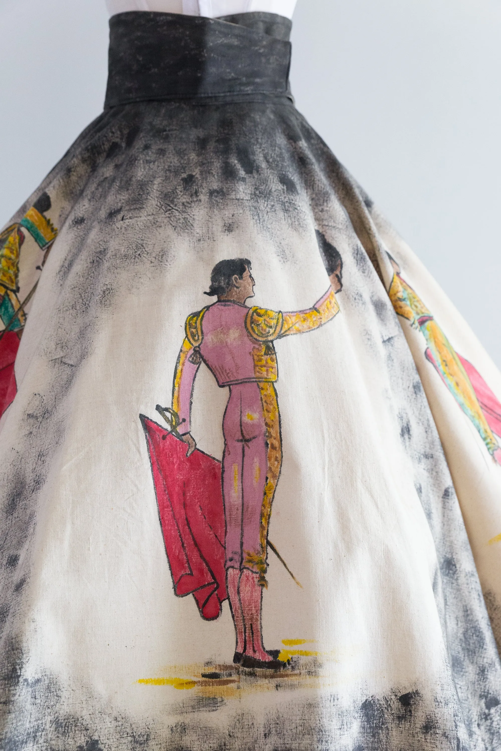 1950's Hand Painted Mexican Circle Skirt With Matadors / Small