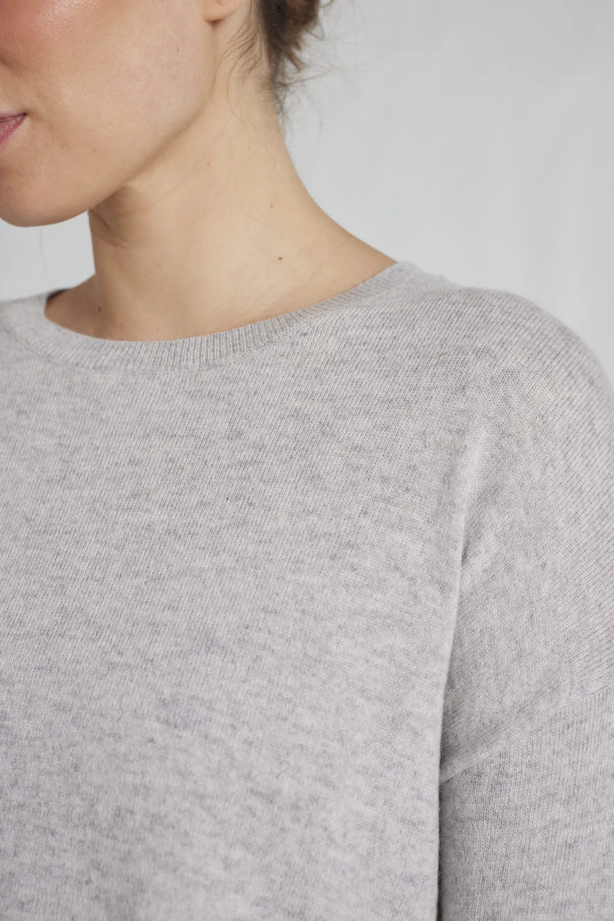 Baby Belle Cashmere Sweater in Fly Ash