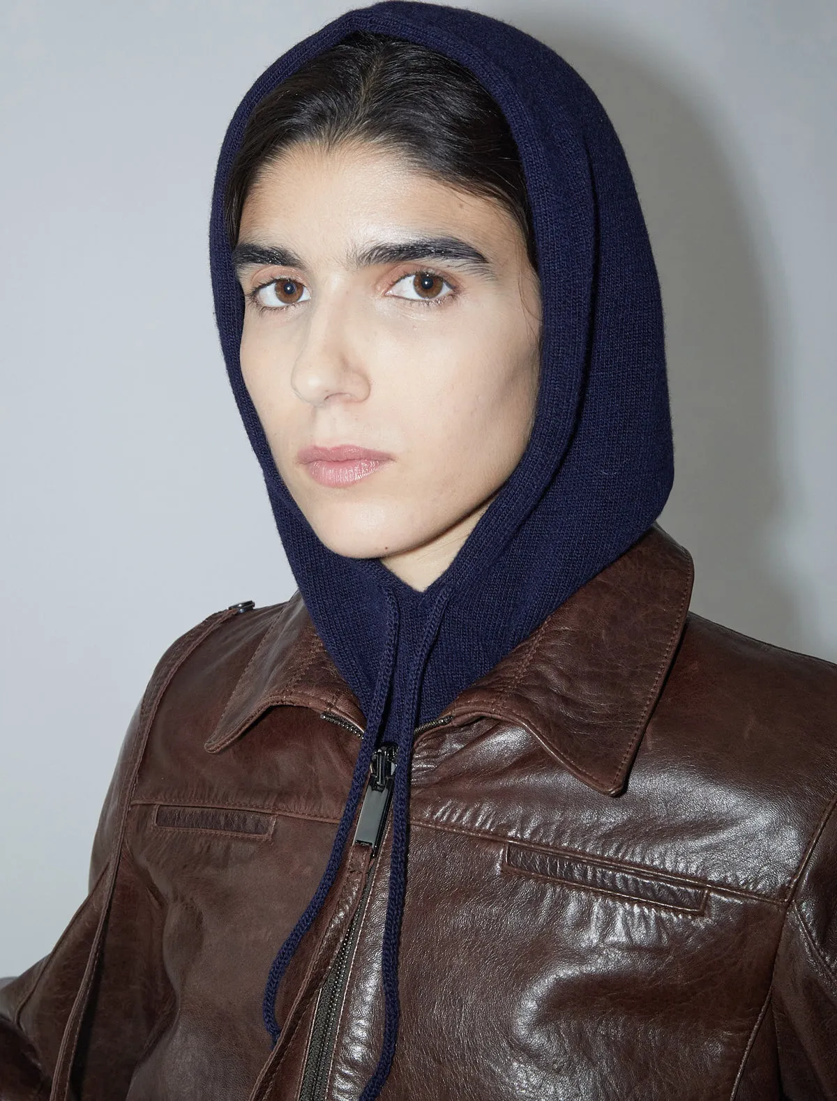 no 2290 / Lucia